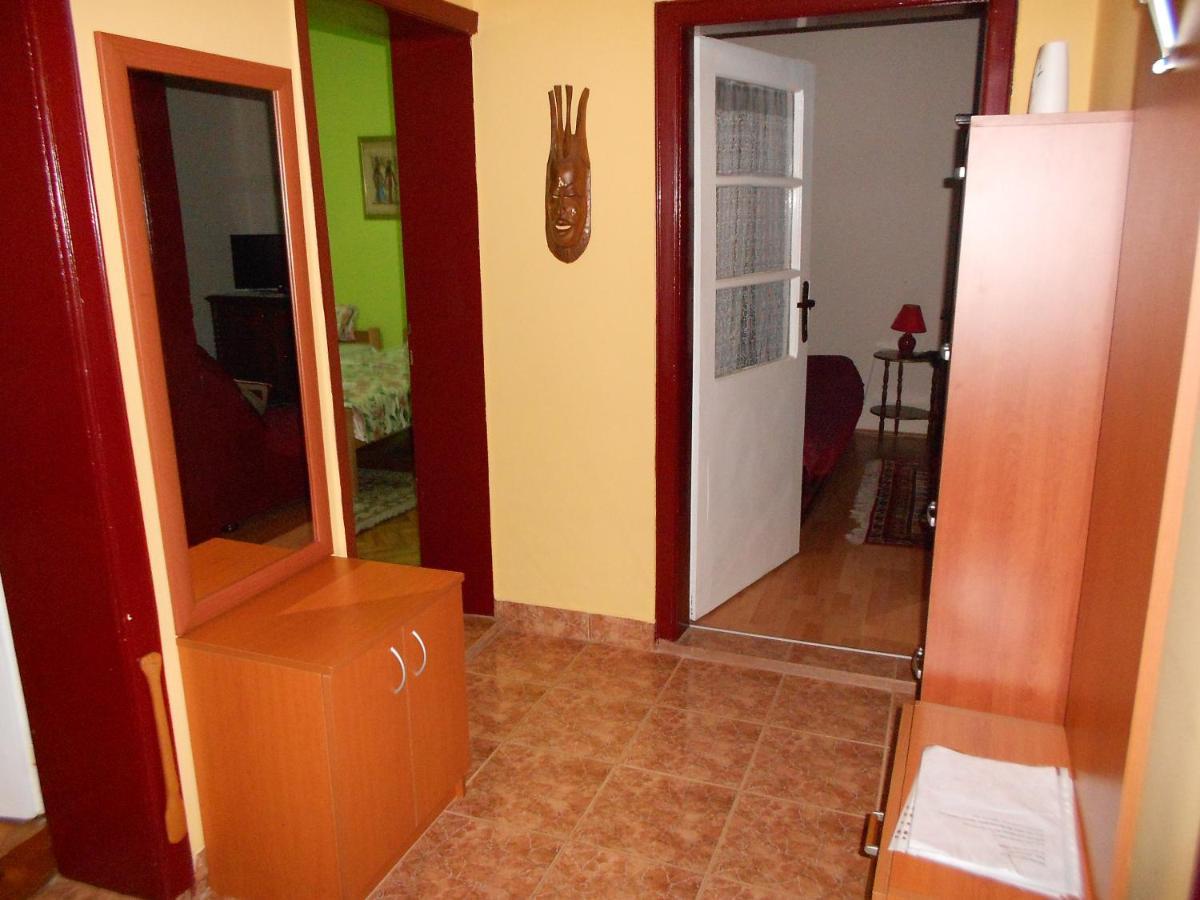 Apartman "Dom Stankovica" Пирот Екстериор снимка